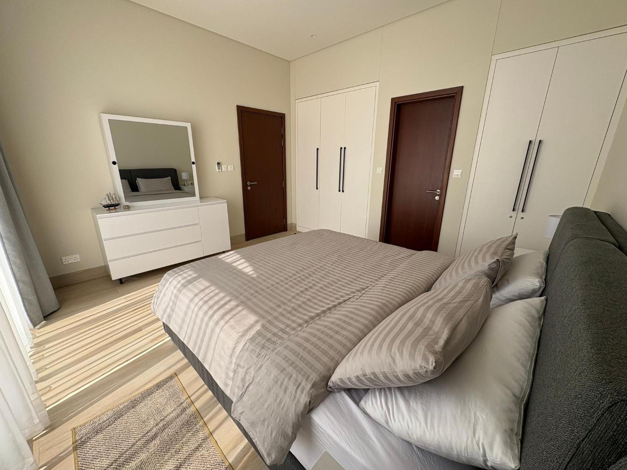 Davelin, Hawana Villa *